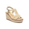 Sandalias con cuña XTI 142753 en oro para mujer