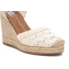 Sandalias con cuña XTI 142335 en beige para mujer