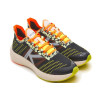  Zapatilla de Running Kelme Thunderstorm 46958  en color Negro y Naranja para hombre