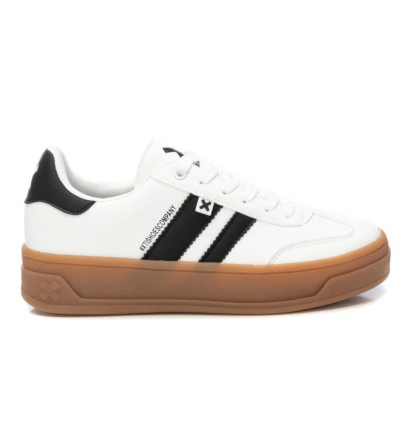 Zapatillas deportivas XTI 143645 en blanco para mujer