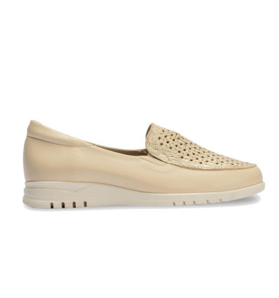 Mocasín Pitillos 20102 en crema para mujer