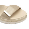 Sandalias con cuña Tamaris 1-28264-44-179 en oro para mujer