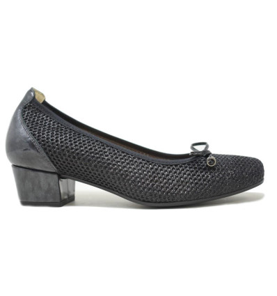 Zapatos de tacón Doctor Cutillas 81256 en negro para mujer