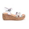 Sandalias con cuña Porronet Diana 3165 en blanco para mujer