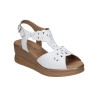 Sandalias con cuña Pitillos 10351 en blanco para mujer