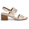 Sandalias con tacón Carmela 162381 en oro para mujer
