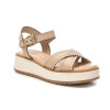 Sandalias cómodas Carmela 162245 en beige para mujer