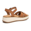 Sandalias cómodas Carmela 162245 en camel para mujer