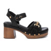 Sandalias con tacón Carmela 162367 en negro para mujer